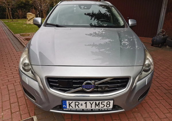 Volvo V60 cena 49990 przebieg: 219455, rok produkcji 2013 z Kraków małe 29